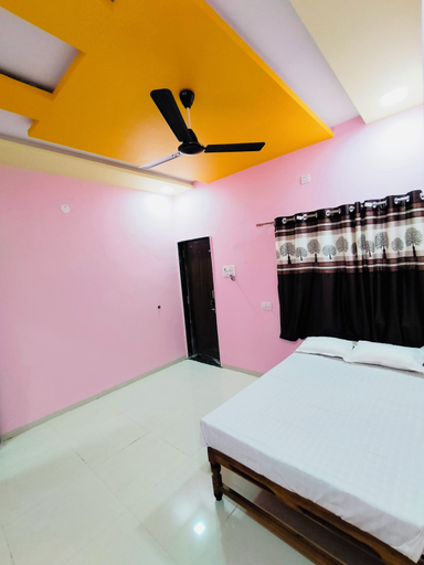 Room 4, Tirupati Yatri Nivas, Hingoli