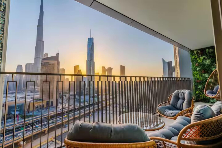 Balcony, Full Burj View 2 min to Dubai Mall, Dubai