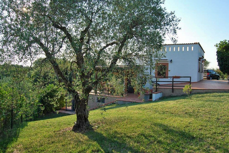 Exterior 2, Villa Marilena, Matera