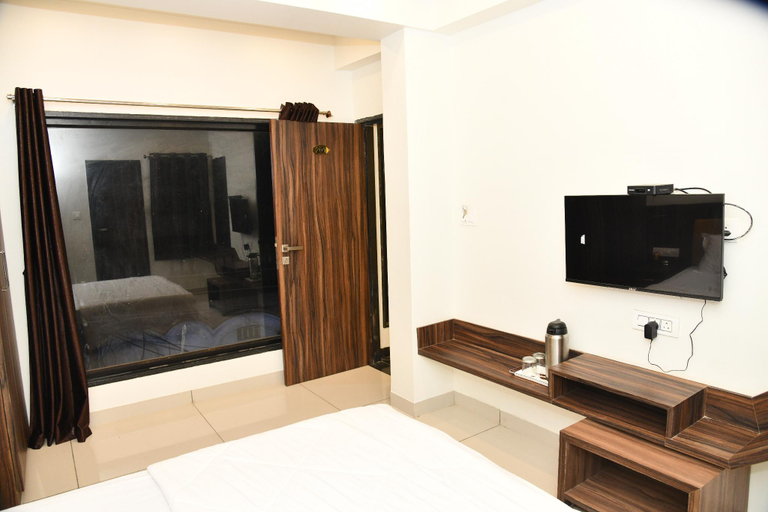 Bedroom 3, Hotel Shreeji Palace, Sirohi