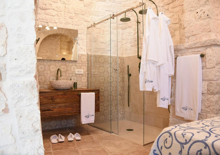 Bathroom 4, Trulli e Puglia Luxury Suite, Bari