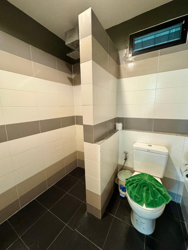 Bathroom 2, Khaolak Yama Resort, Takua Pa
