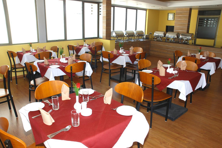 Food & Drinks, Parkwood Suite, Bangalore