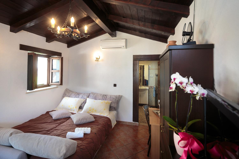 Bedroom 3, Apartment 1655, Kanfanar
