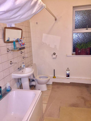 Bathroom 3, Raja's House, Sheffield