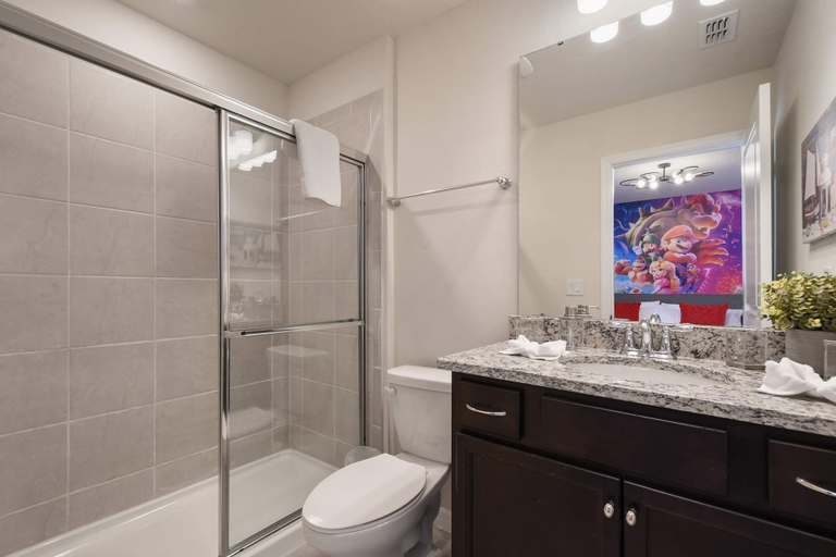 Bathroom 4, Minecraft Game Room 10br Villa W/pool Spa Disney, Polk