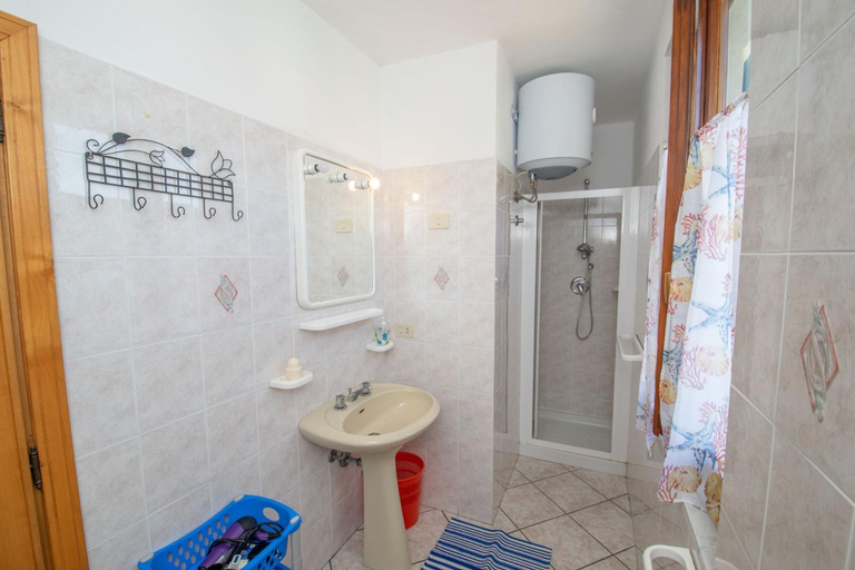 Bathroom 3, Appartamento Sergio, Livorno