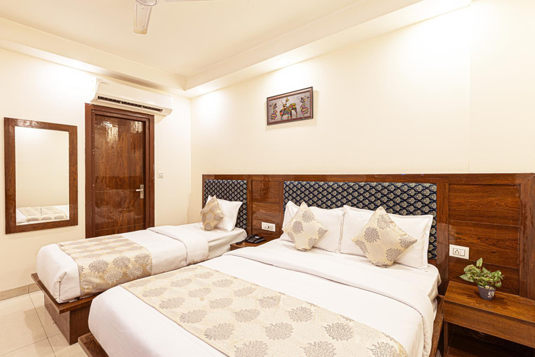 Bedroom 3, Treebo Trend Emblem Suites, Delhi