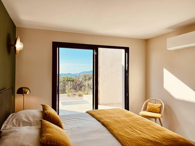 Bedroom 2, Casa di Ba - villa 2 chambres avec piscine a 10 minutes des plages, Corse-du-Sud