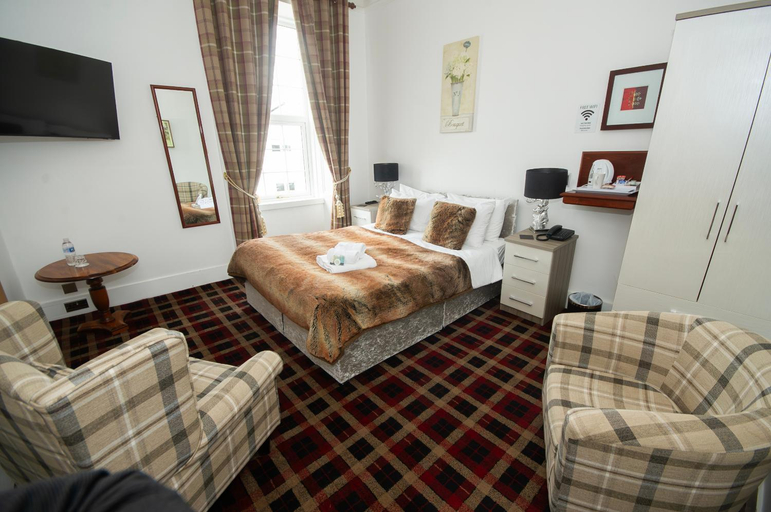 Bedroom 3, Haughton Arms Hotel, Aberdeenshire