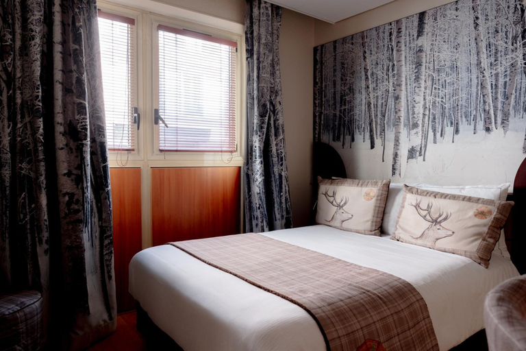 Bedroom 3, Green Hotels Paris 13, Paris