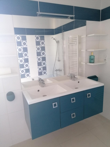Bathroom 3, Moun Oustau, Vaucluse