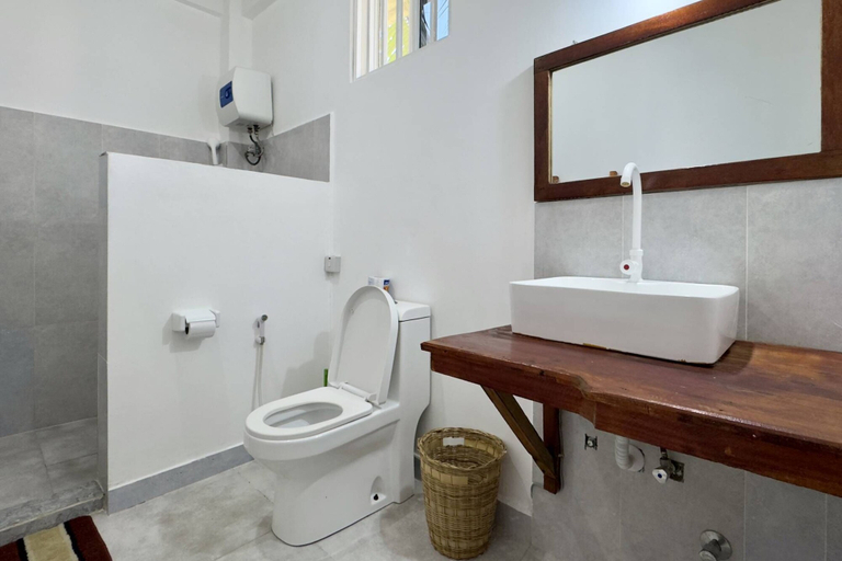 Bathroom 3, Zanzibar Lodge, Kaskazini 'B'