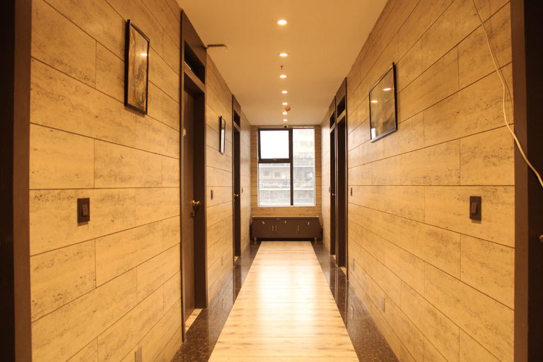 Others 4, Hotel 16 avenue, Kolkata