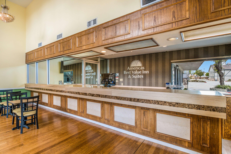 Food & Drinks 5, Americas Best Value Inn & Suites Ontario, San Bernardino