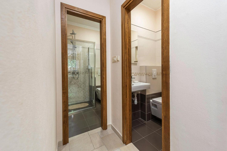Bathroom 3, Private Holiday Home in Petrcane by the Sea, Zadar