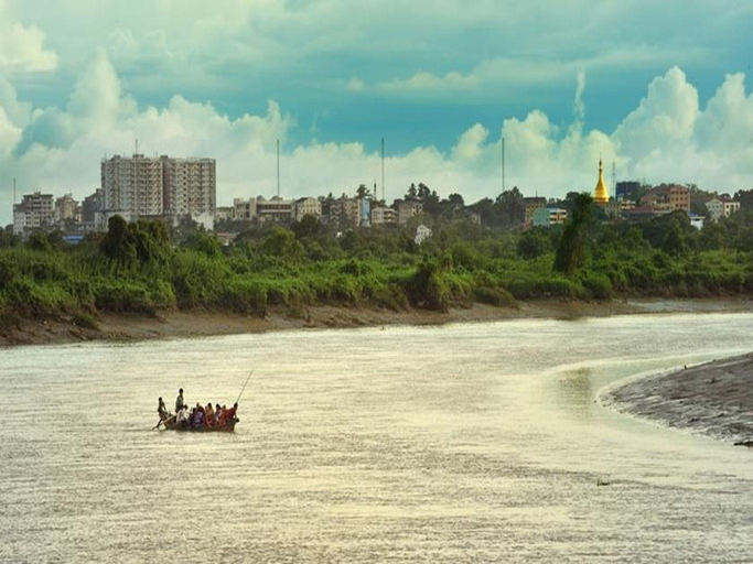 Nearby attraction, Royal Golden View Hotel, Yangon