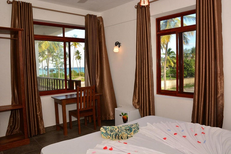 Bedroom 3, Zanoceanique hotel, Kaskazini 'A'