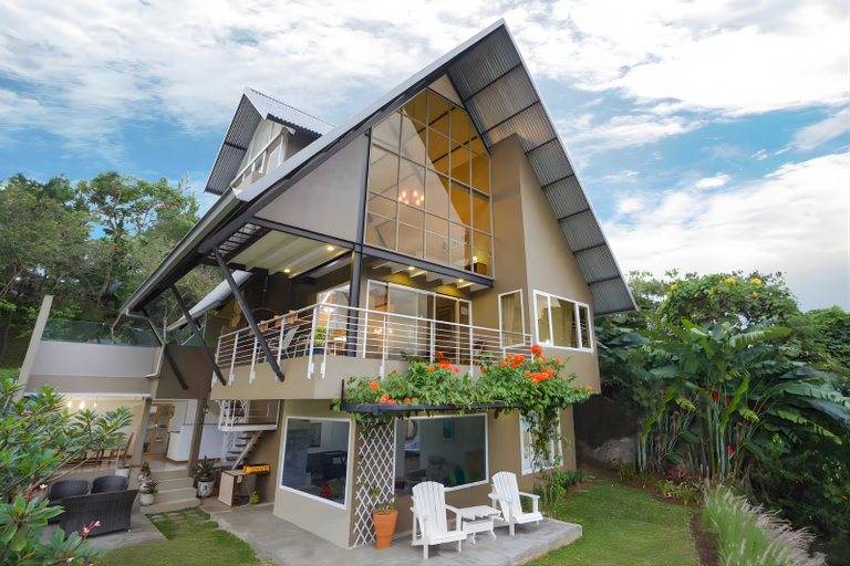 Others 5, Syllo 2 | 4BR Bright Dago Pakar Resort Villa w/ View & BBQ, Bandung