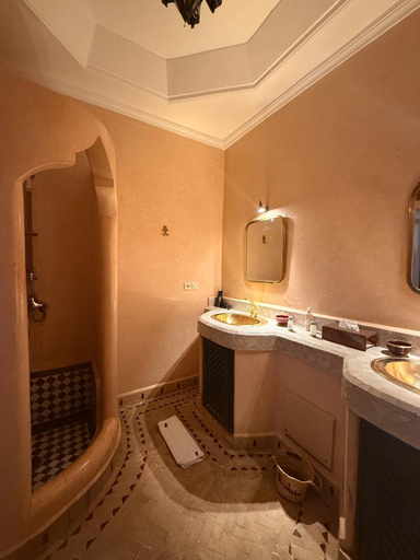 Bathroom 3, Riad Djemanna, Marrakech