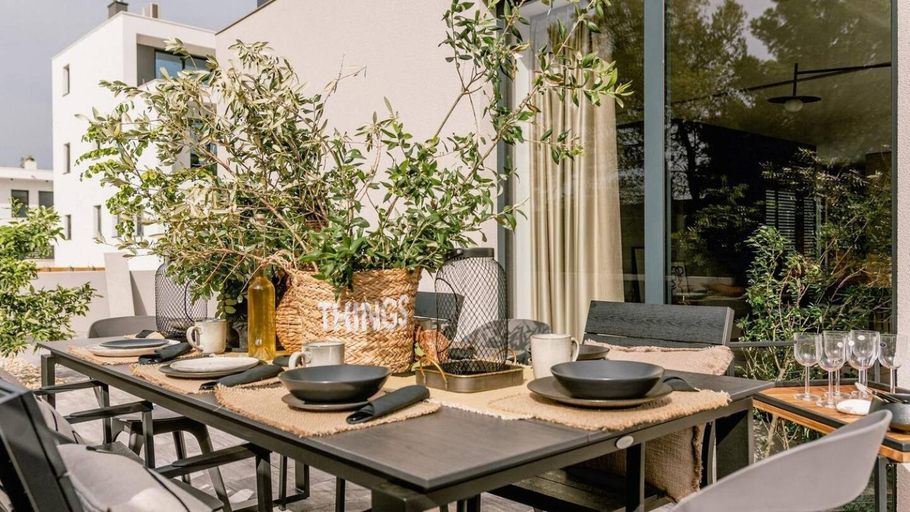 Food & Drinks, Casa Domina with sauna and whirlpool only 200 meters from the beach, Vodice
