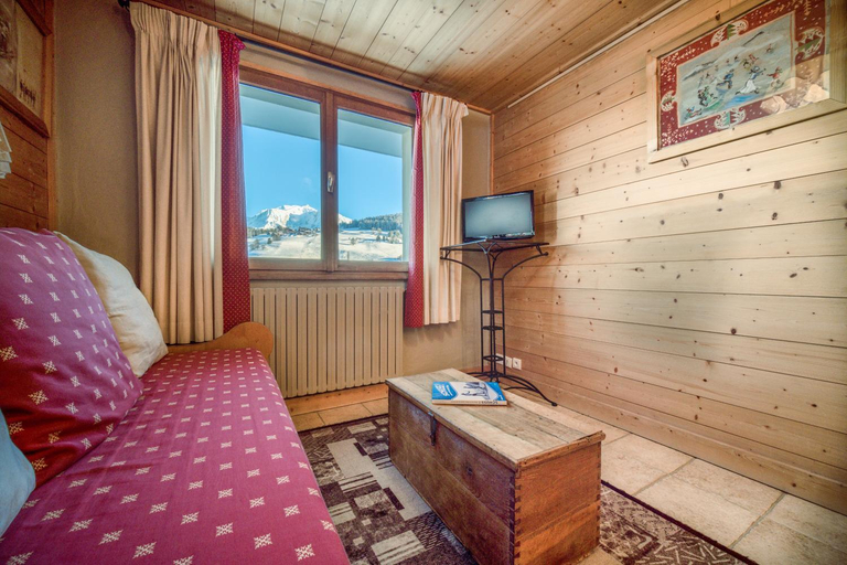 Bedroom, Appartements dans le Chalet Nessa - Combloux, Haute-Savoie
