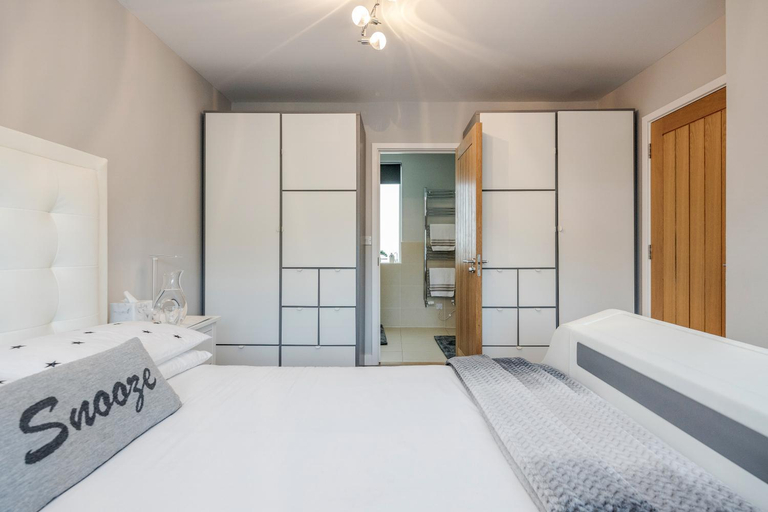 Others 5, SILVERINGS a Beautifully designed Luxurious Townhouse, London