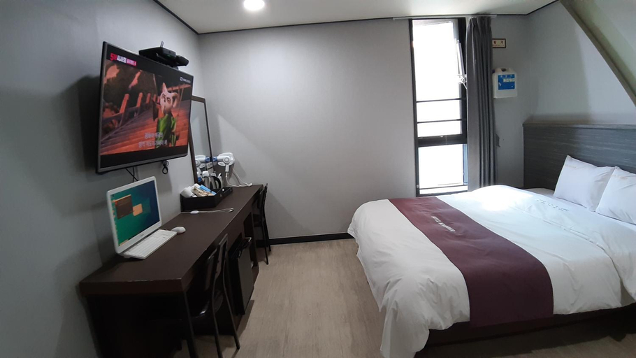 Bedroom 3, Seosan Time Hotel, Seosan