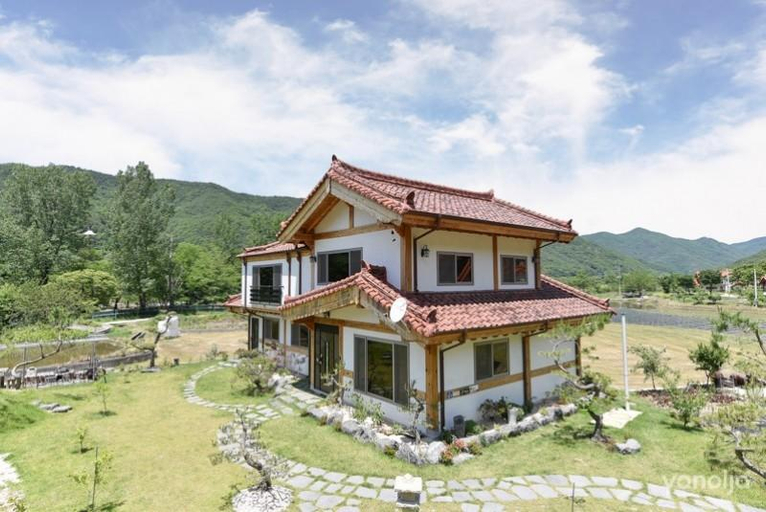 Exterior & Views 1, Gyeongju Samnamu Pension, Gyeongju