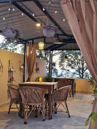 Food & Drinks 5, Ilika Resort, Garhwal