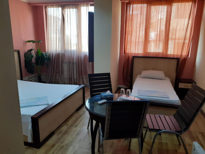 Bedroom 3, New Baxos Hotel, Yerevan