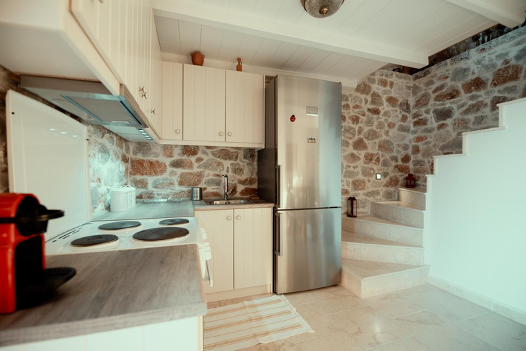 Others 2, Limeni Villa, Peloponnese