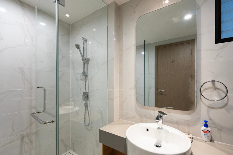 Bathroom 3, Zenity 3BR Condo: Luxury and Comfort in Quận 1, District 1