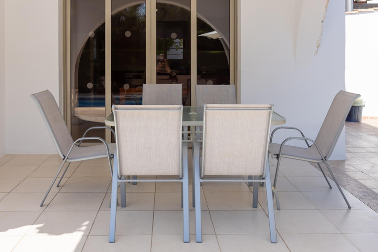 Others 3, Villa Shanta