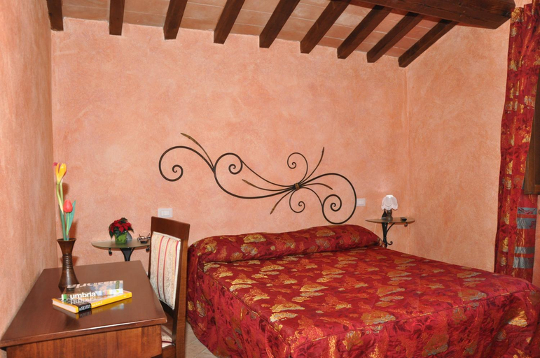 Bedroom 5, Agriturismo La Casella, Perugia
