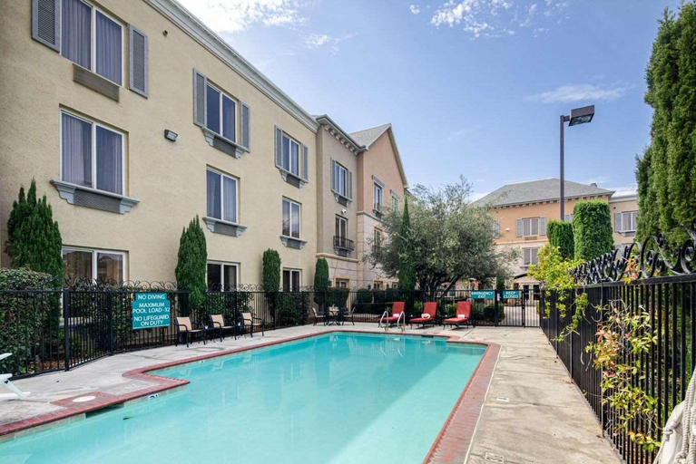 Sport & Beauty 5, Ayres Hotel Seal Beach - Cypress, Orange