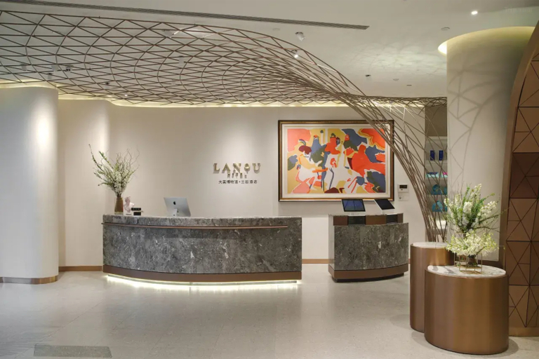 Others 2, Lanou International Hotel, Hong Kong Middle Road, May Fourth Square, Qingdao, Qingdao