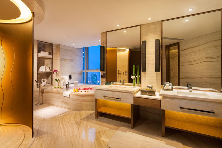 Bathroom 4, Hilton Chengdu, Chengdu