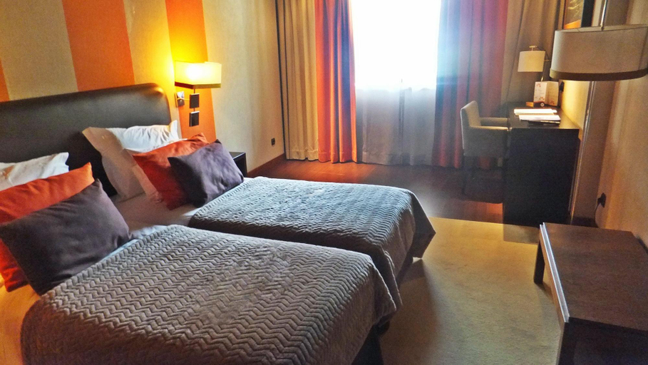 Bedroom 3, H2otel Congress & Medical SPA, Covilhã