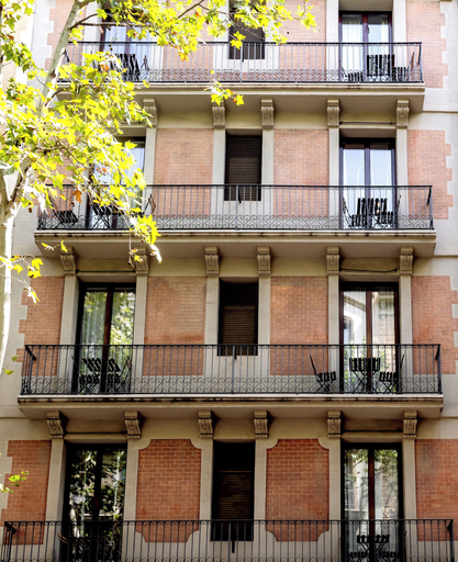 Exterior & Views 2, Uma Suites Sagrada Familia, Barcelona