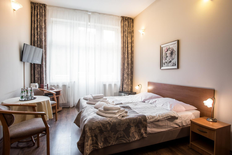 Bedroom 3, Jan Kazimierz, Kłodzko