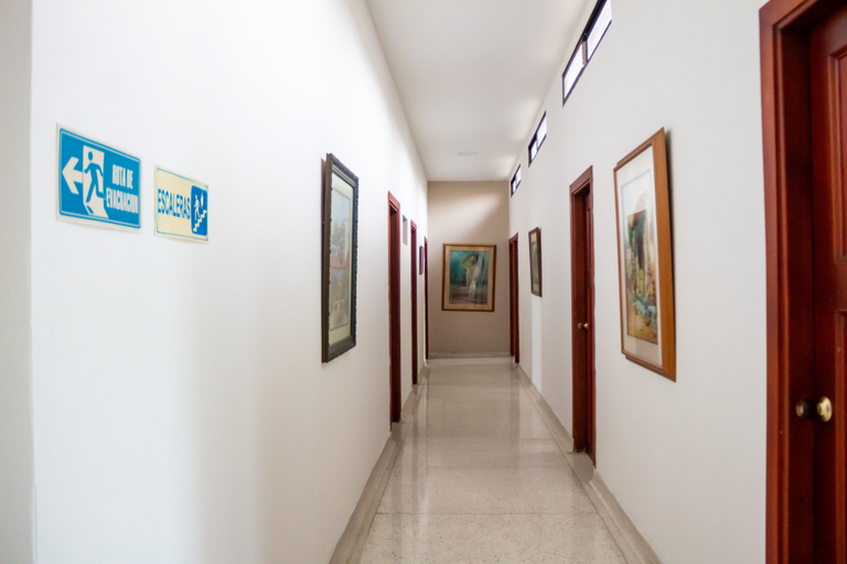 Others 5, Hotel Santana, Sincelejo