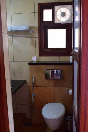 Bathroom 4, Great trails Kodaikanal by GRT Hotels, Dindigul