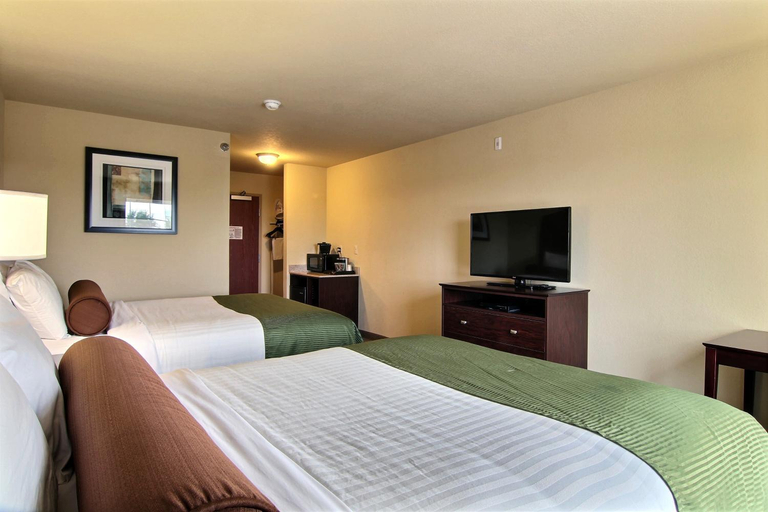 Bedroom 3, Cobblestone Inn and Suites Crookston, Polk