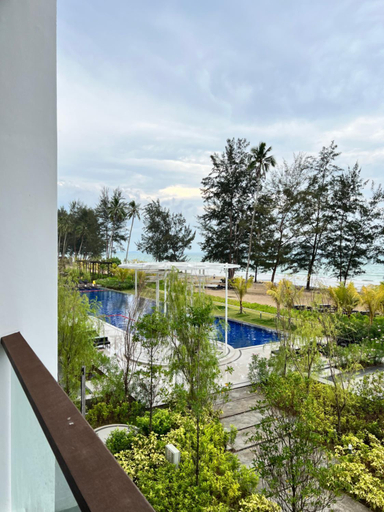 Sport & Beauty 5, Roxy Beach Apartment, Lundu