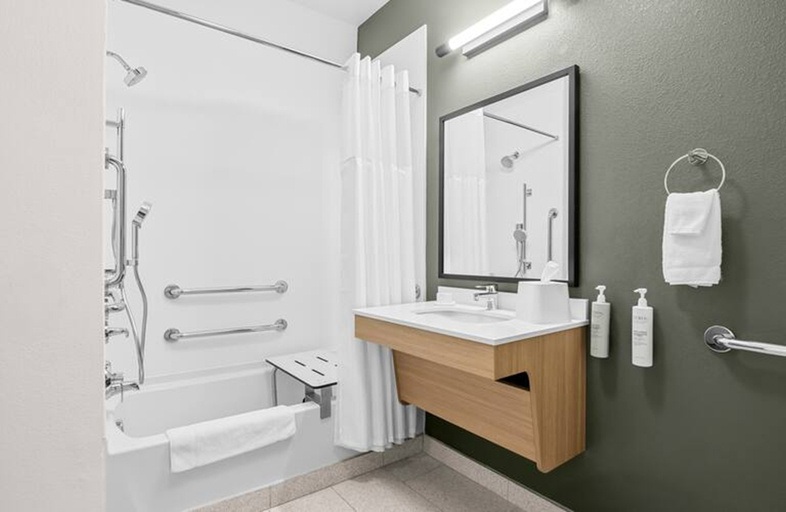 Bathroom 4, Spark by Hilton Traverse City, Grand Traverse