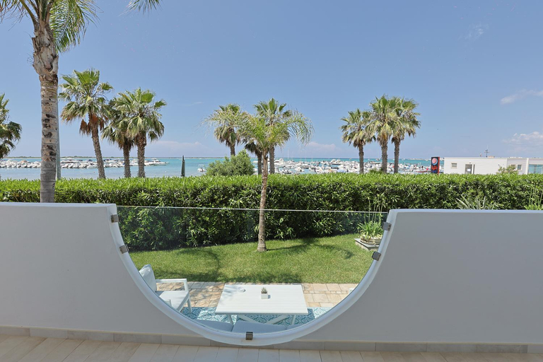 Others 4, Villa delle Sirene, Lecce