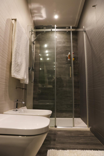 Bathroom 2, Castelo Terrace Apartement , Leiria