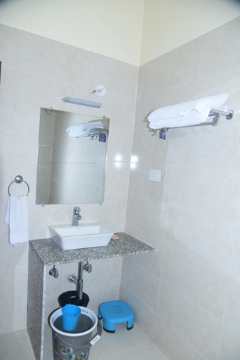 Bathroom, The Royal Residency, Nalanda