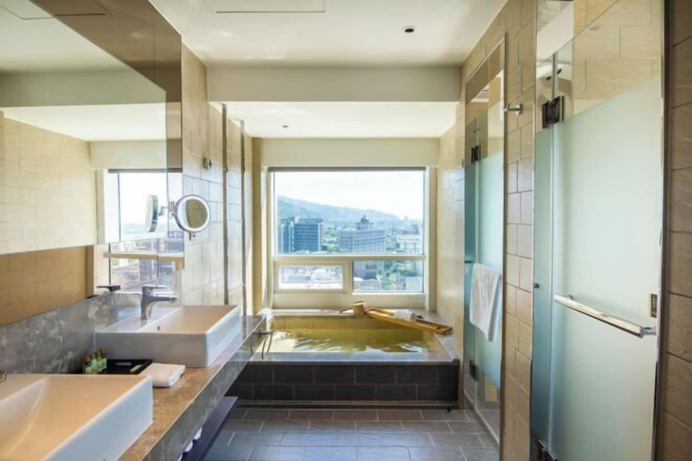 Bathroom 4, Kilin Hotel JiaoXi, Yilan